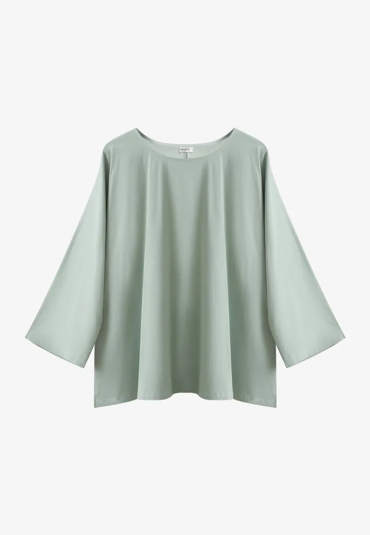 Calista EVERYDAY Loose-fit Crop Sleeve Tshirt