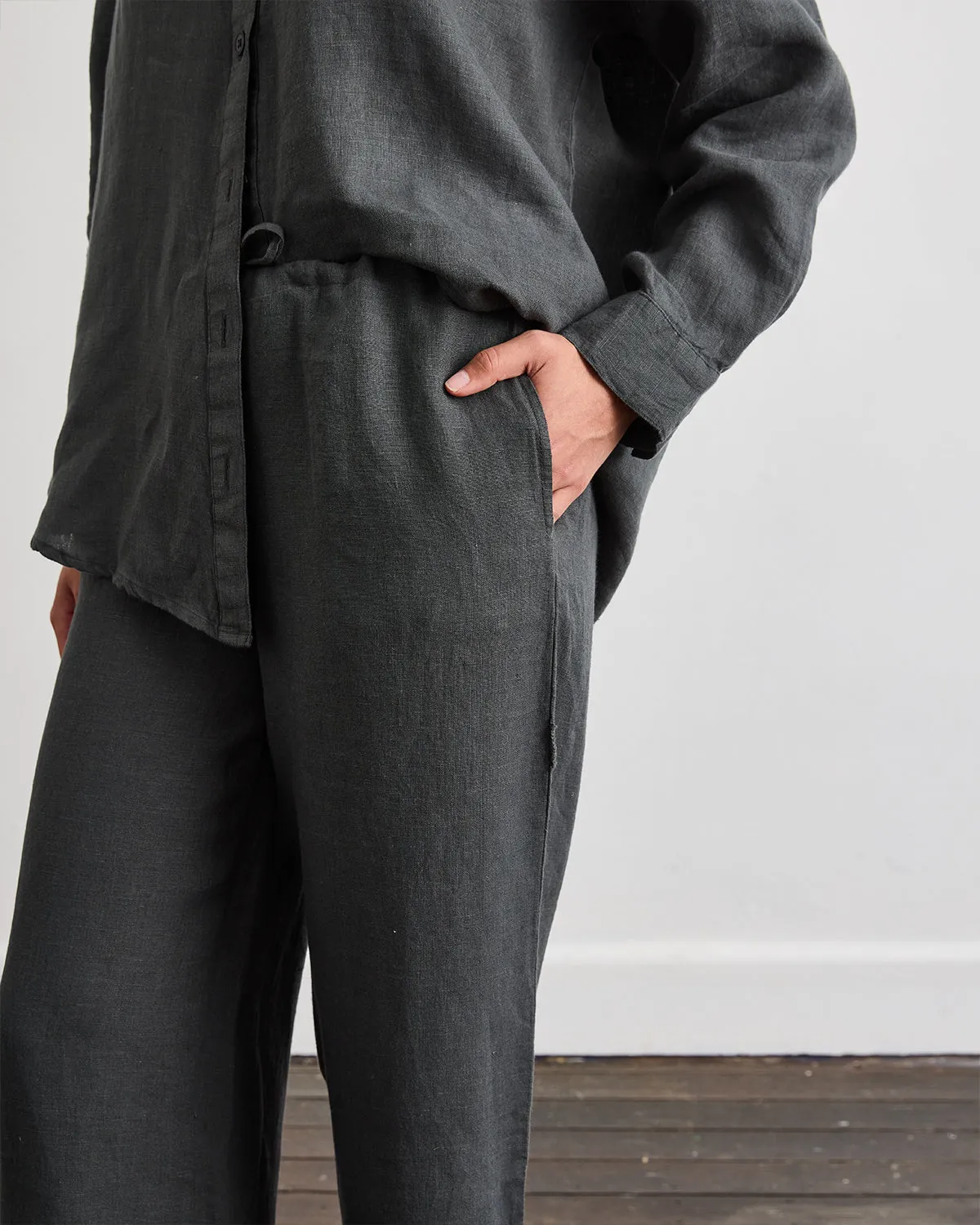 Lounge Linen Pants in Charcoal