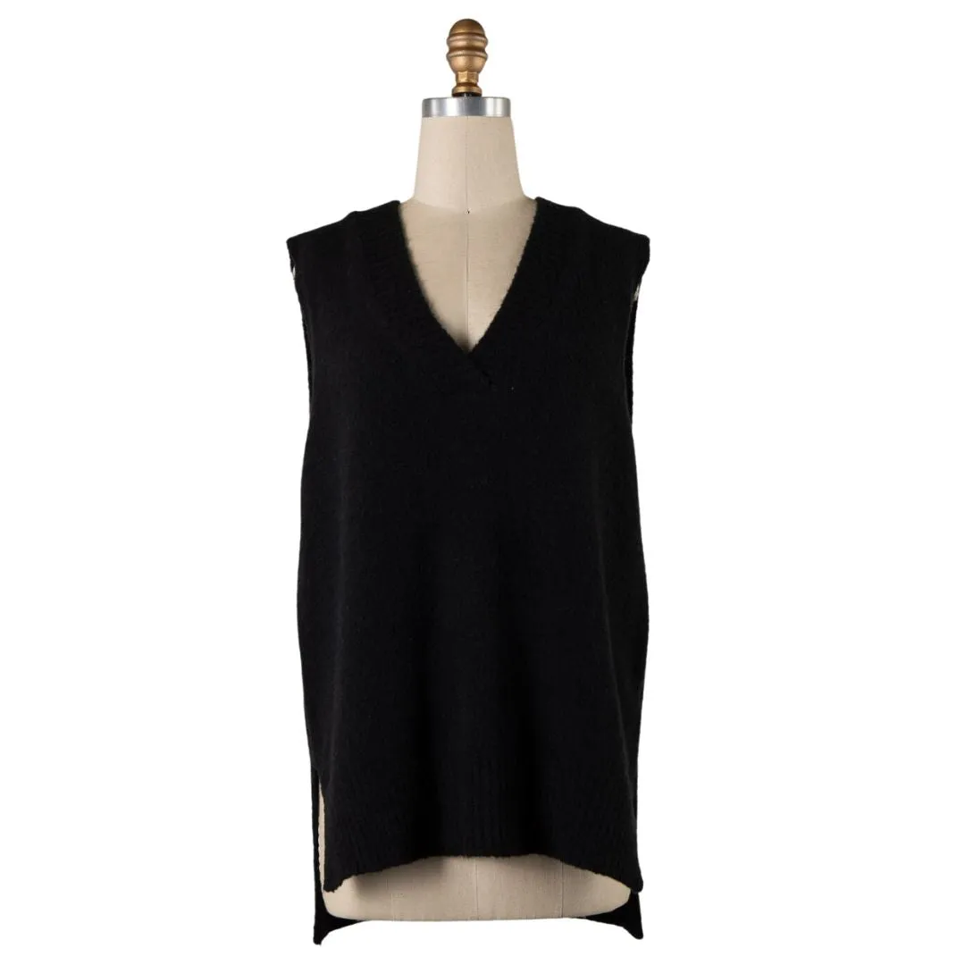 Soft Knit Solid Colour V-Neck Tunic Vest (Black)