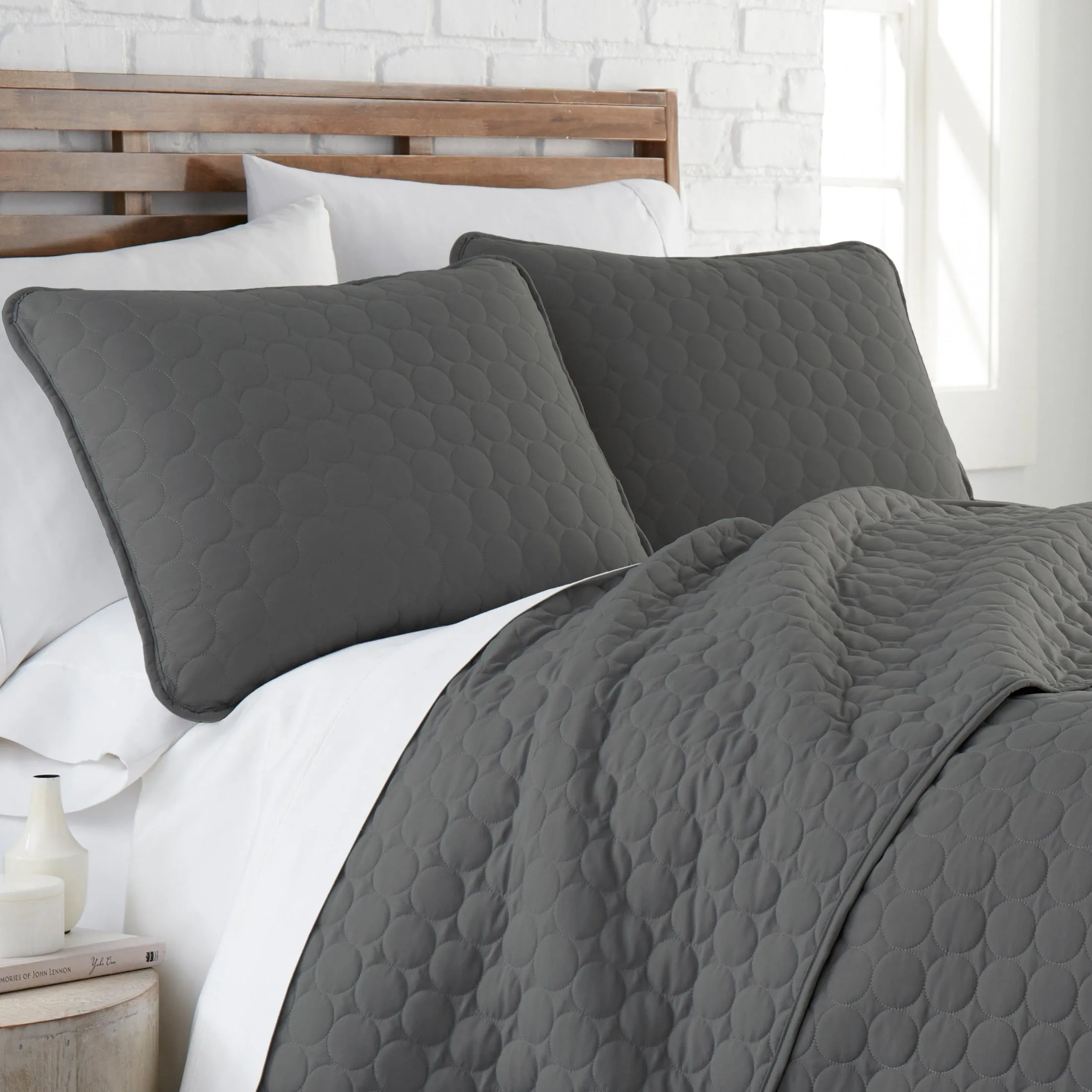 Southshore Essentials Quilt Set