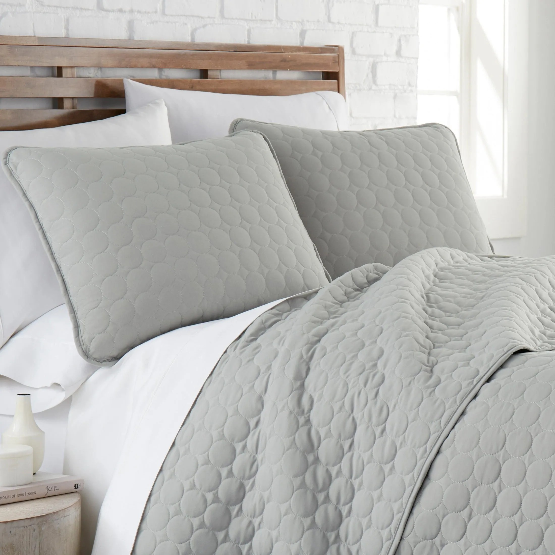 Southshore Essentials Quilt Set