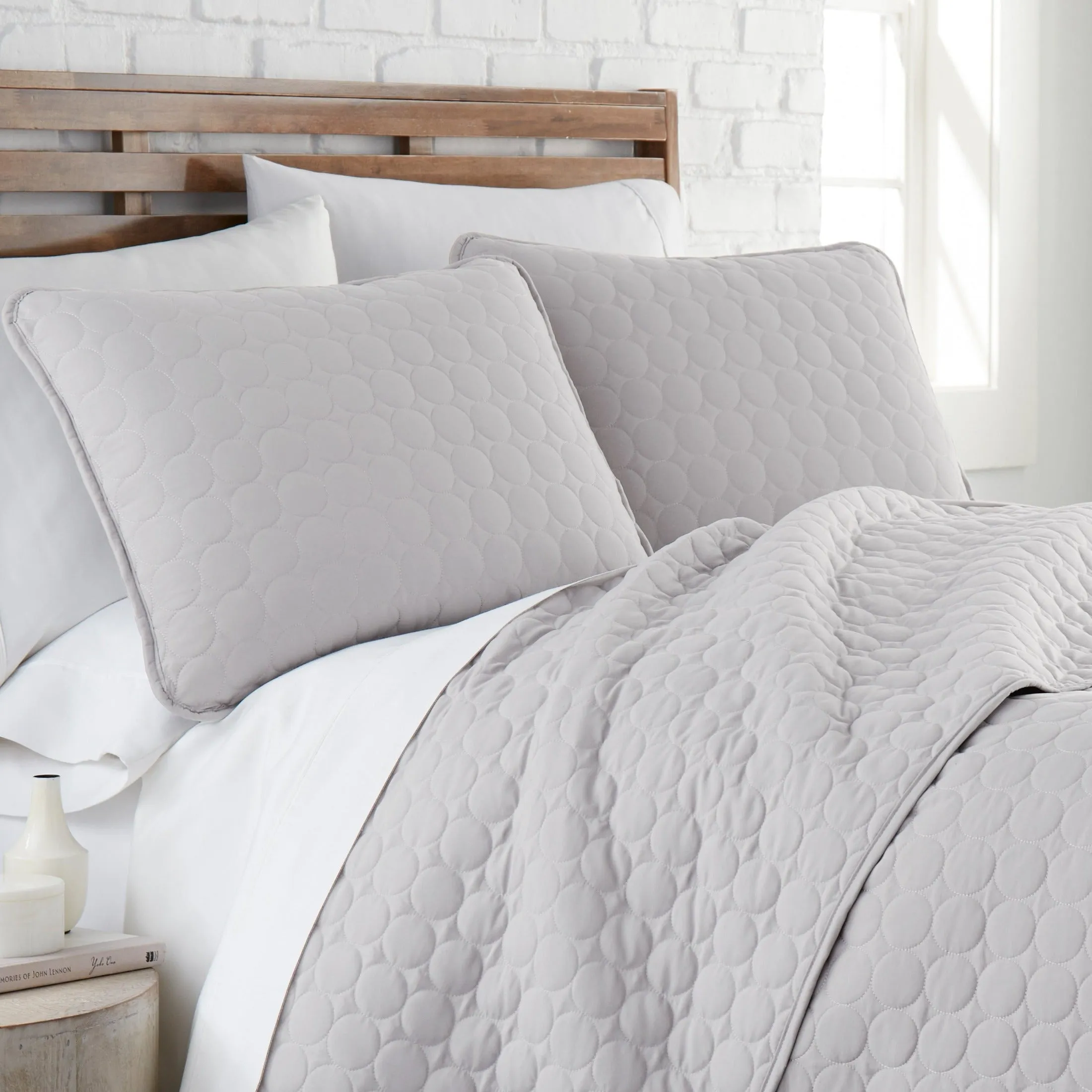 Southshore Essentials Quilt Set