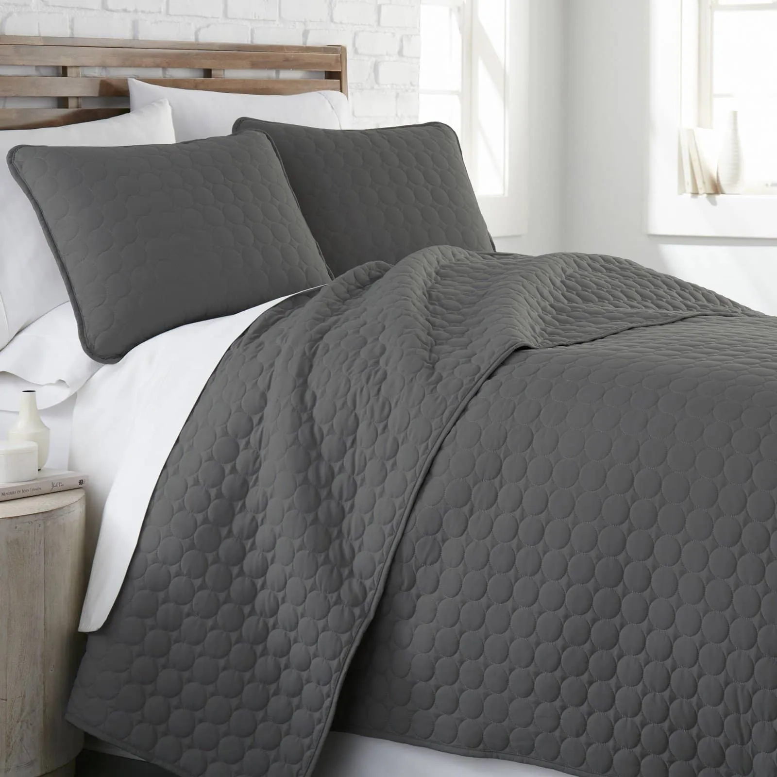 Southshore Essentials Quilt Set