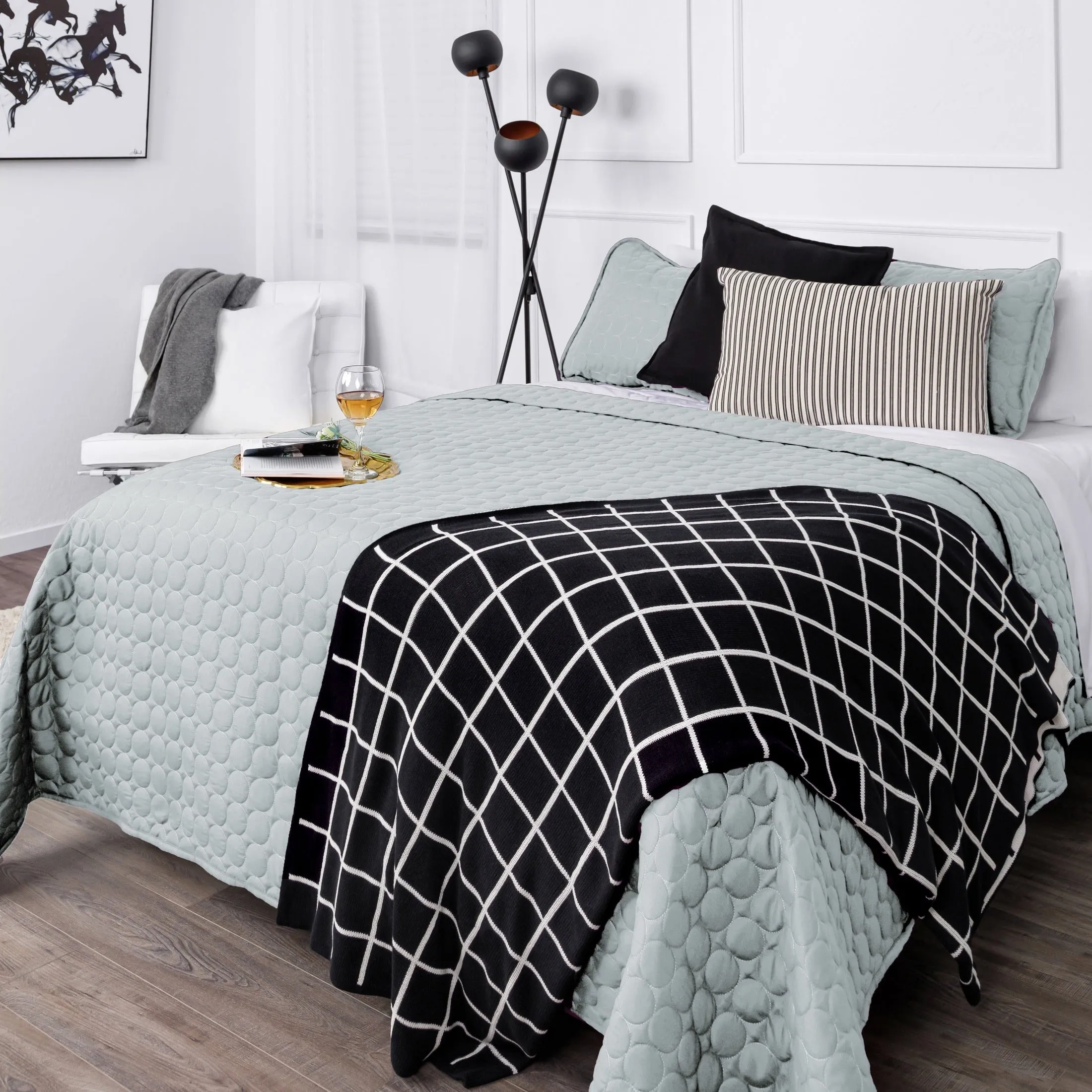 Southshore Essentials Quilt Set