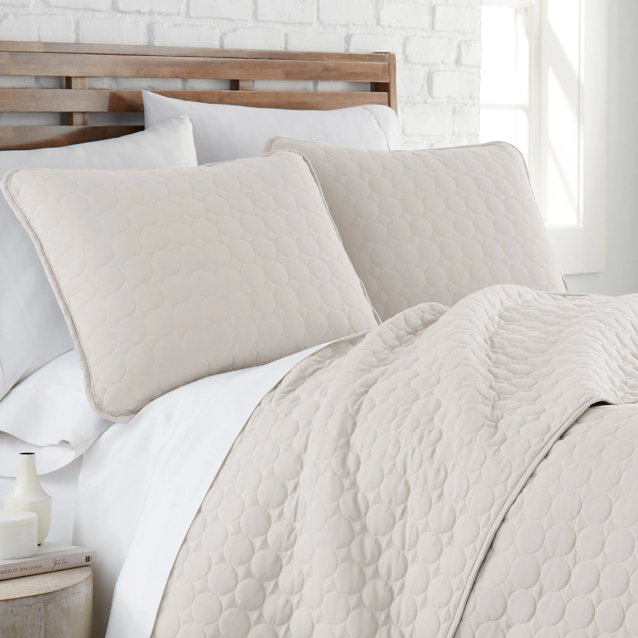 Southshore Essentials Quilt Set