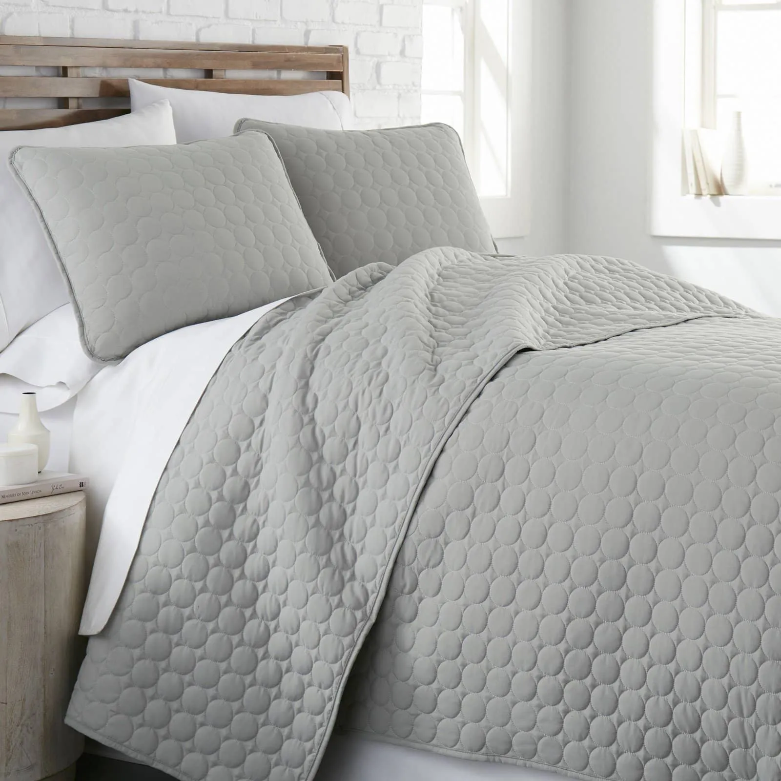 Southshore Essentials Quilt Set