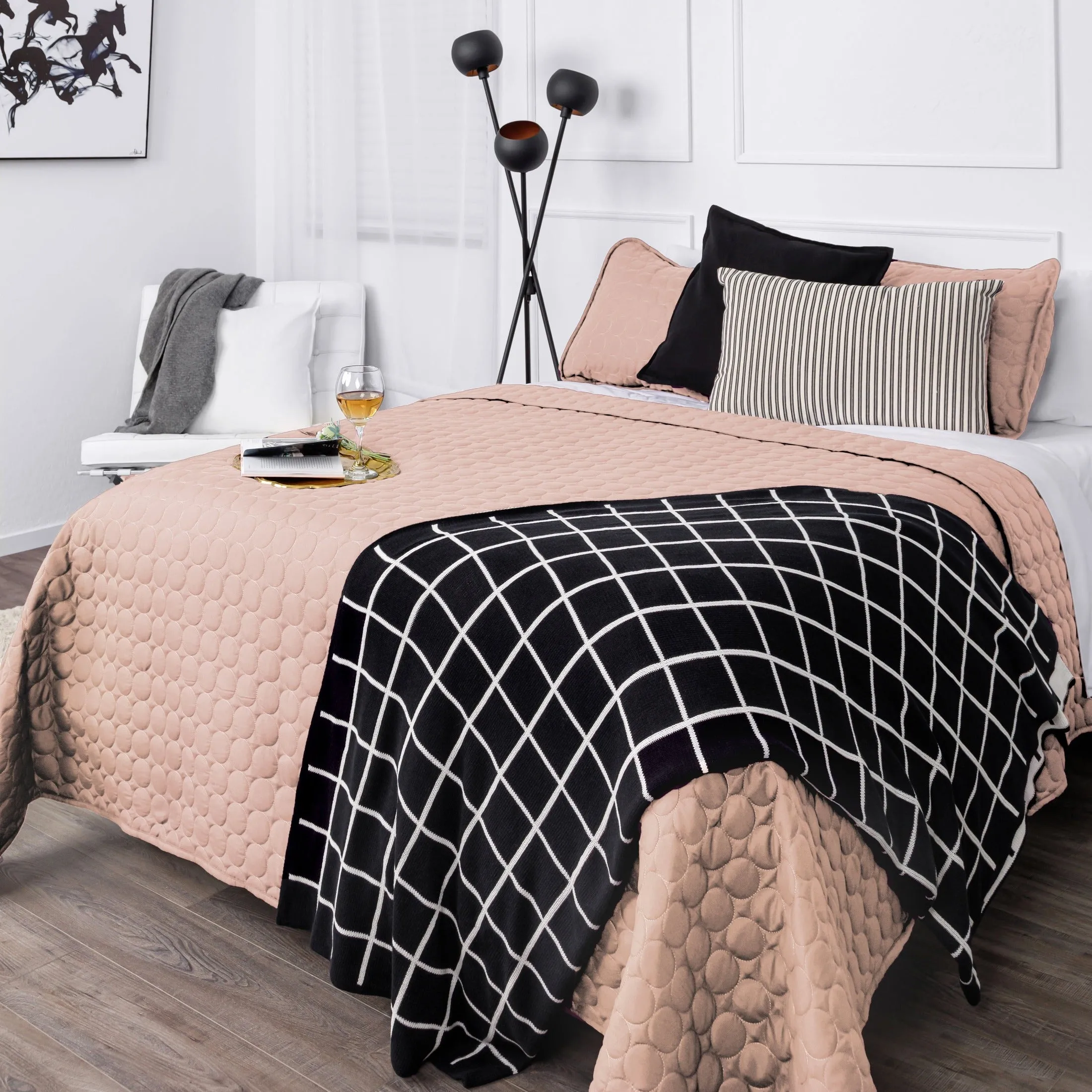 Southshore Essentials Quilt Set