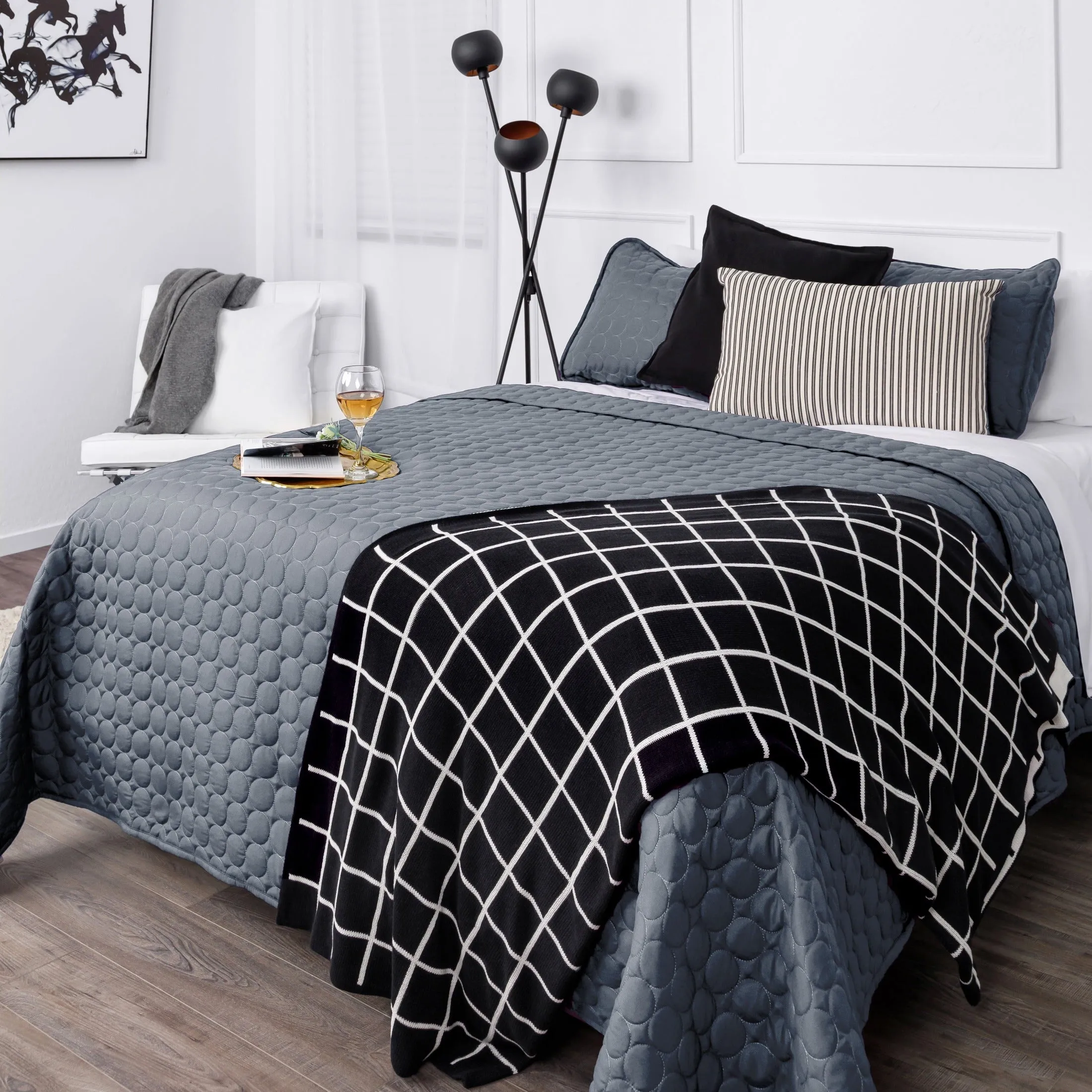 Southshore Essentials Quilt Set