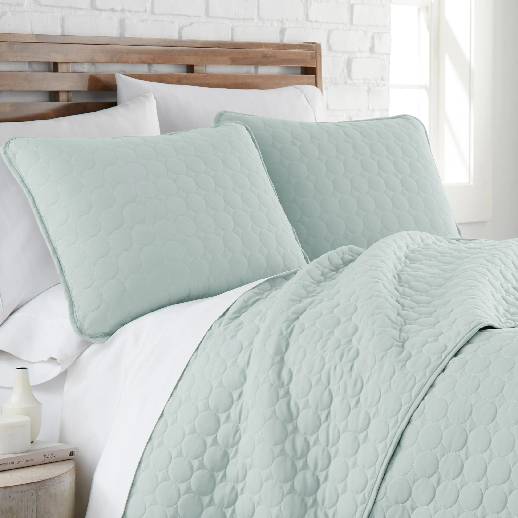 Southshore Essentials Quilt Set
