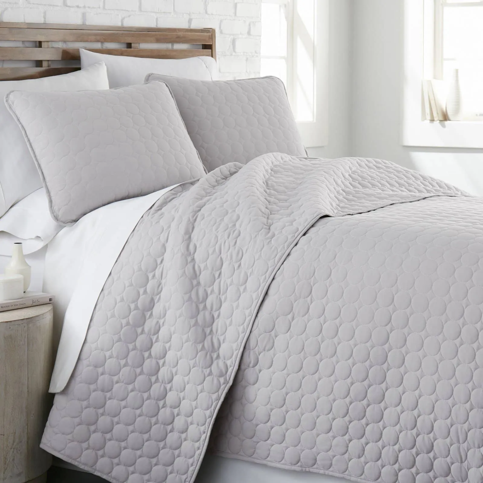 Southshore Essentials Quilt Set