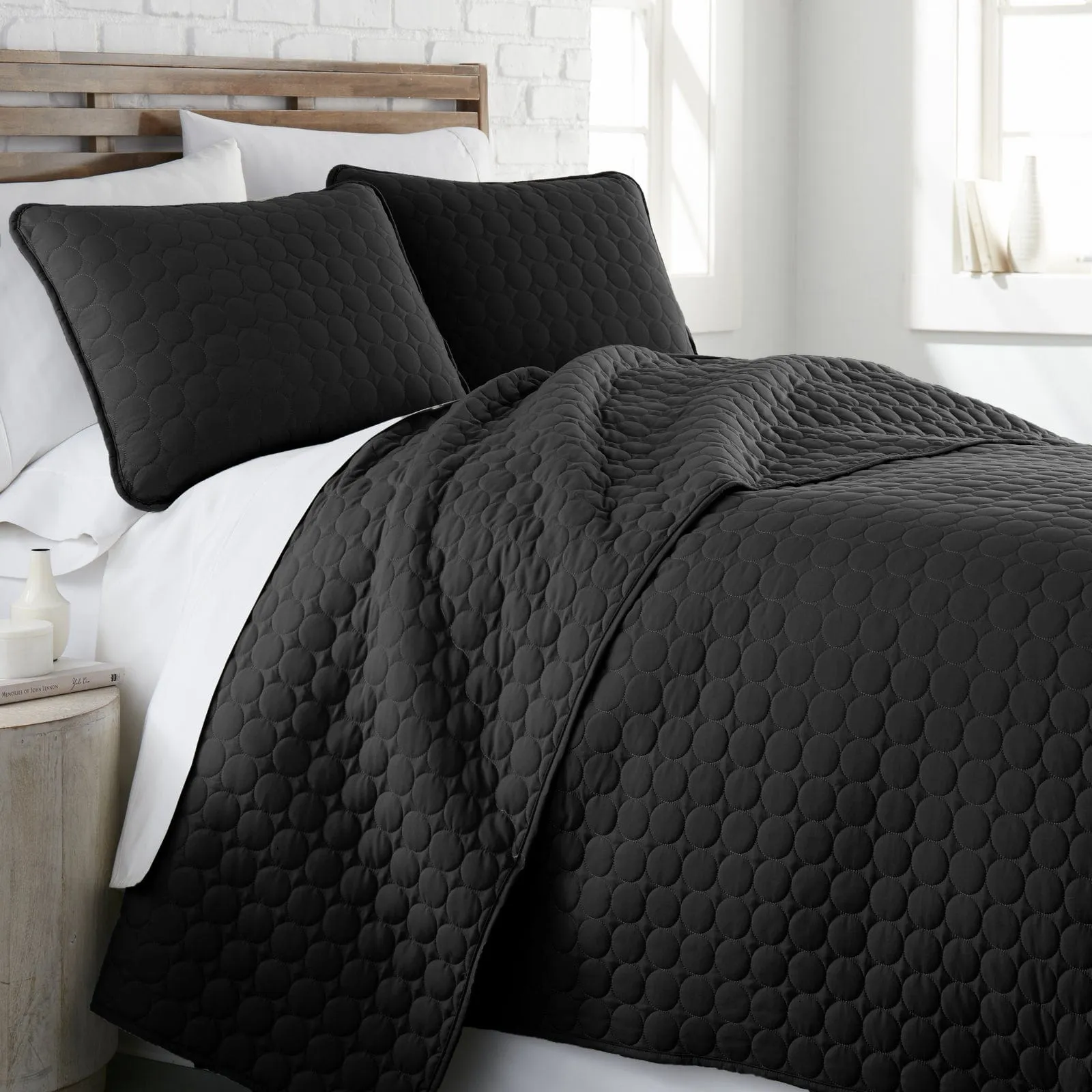 Southshore Essentials Quilt Set