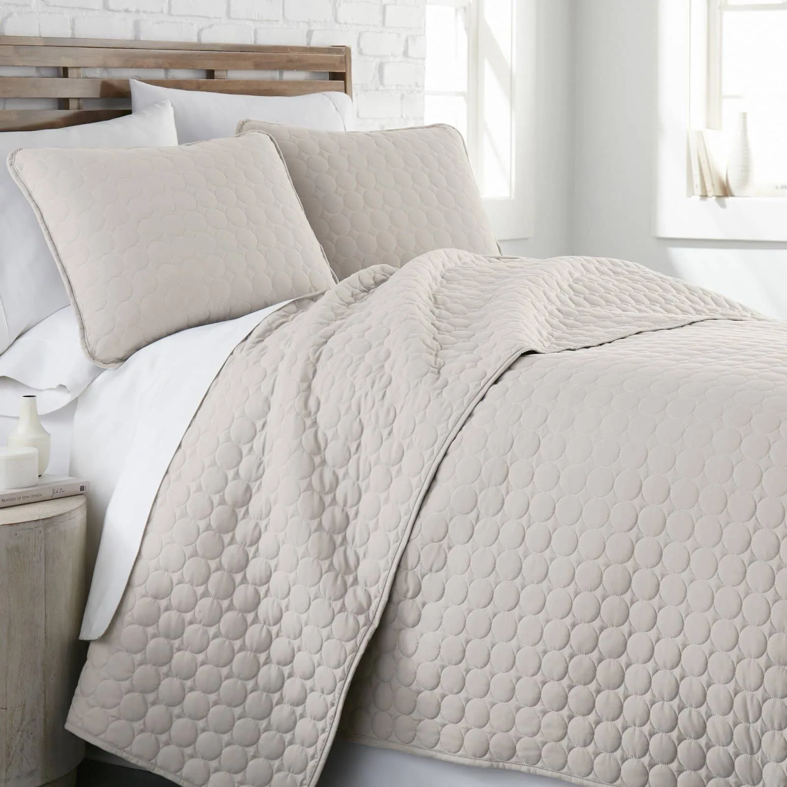 Southshore Essentials Quilt Set